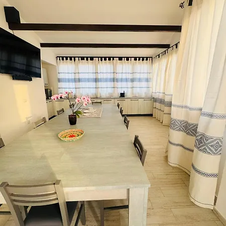 בית הארחה Borgo San Narciso סיניסקולה